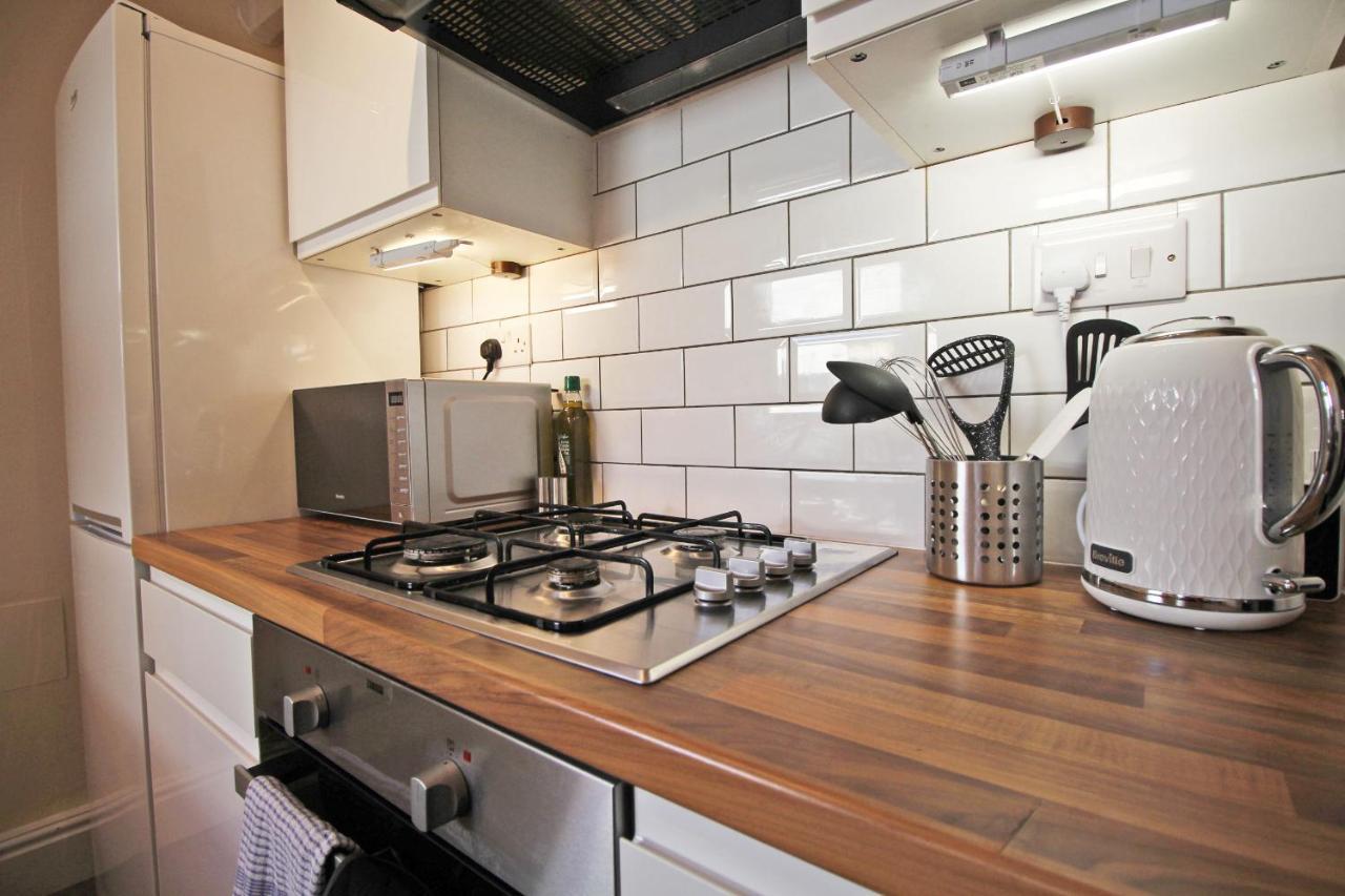 2 Bed, Up To 6 Guests Near Chester City Centre Exterior foto