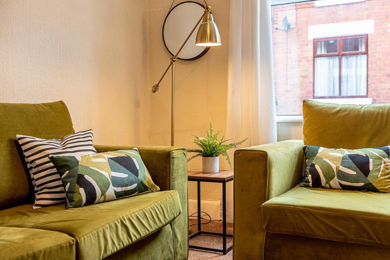 2 Bed, Up To 6 Guests Near Chester City Centre Exterior foto